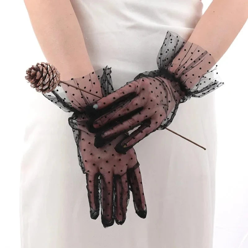Short Lace Gloves